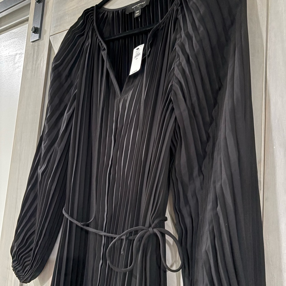 Banana Republic Black Long Sleeve Dress